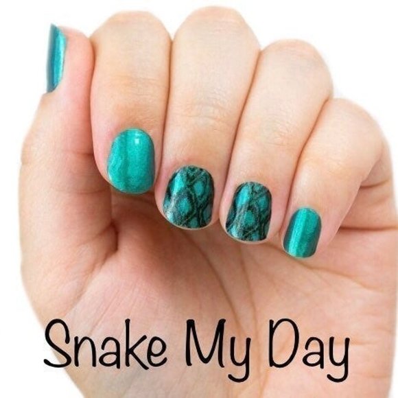 Color Street - Snake My Day - NEW! - Picture 2 of 5